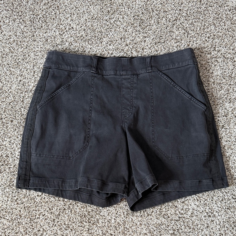 Spanx Women's Black Shorts